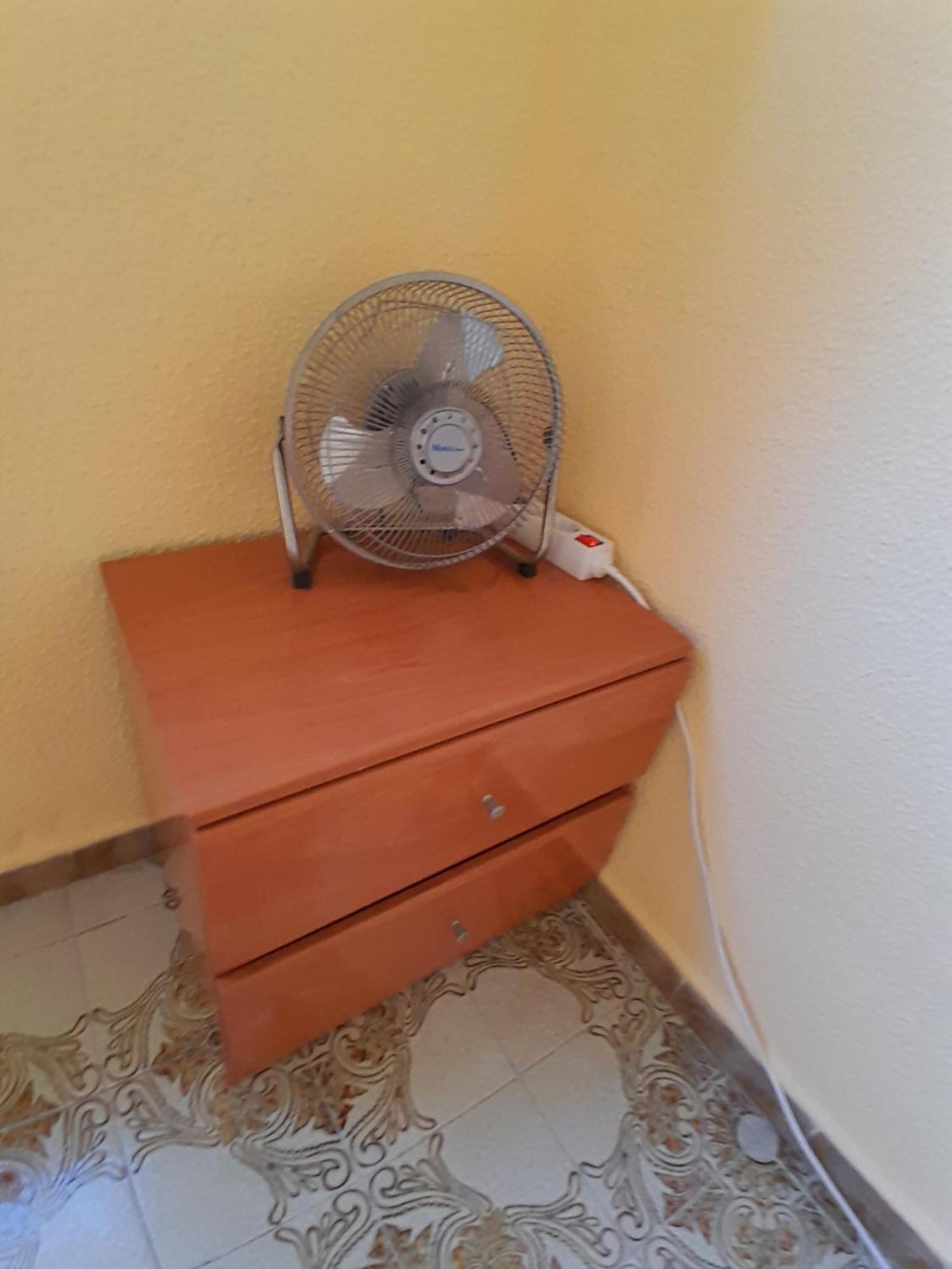 Gemuetliches Zimmer "Gold" Fuer 2 Personen Und Katzenliebhaber Valencia Kültér fotó